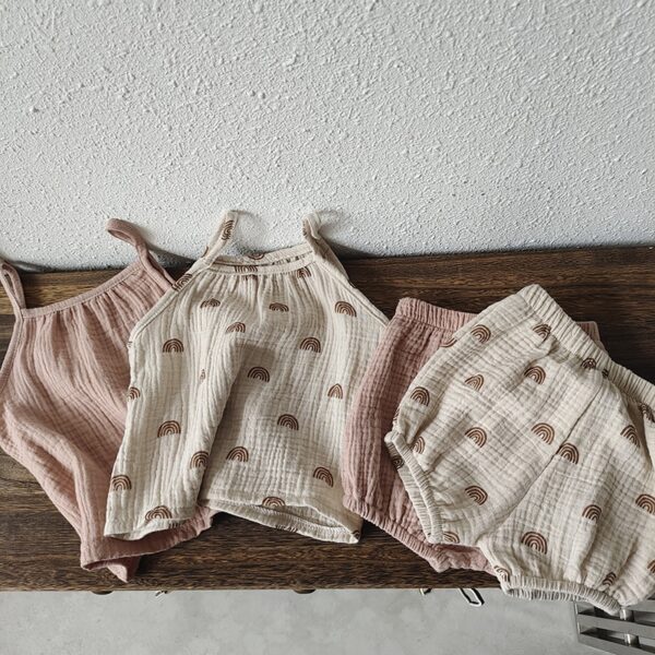 סט בגדי תינוק - בצבע אחיד, חולצת שרוול ארוך ומכנסיים אלסטיים